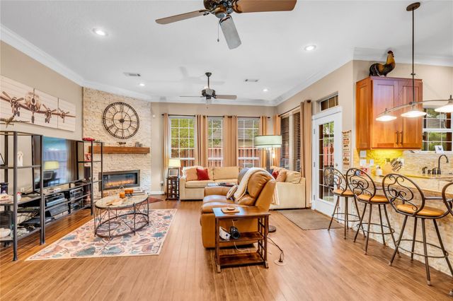 13414 Cherry Hill Drive, Montgomery, TX 77356