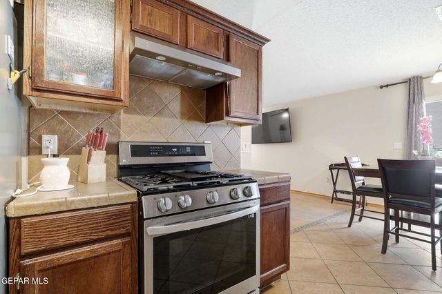 14208 DESERT STONE Drive, Horizon City, TX 79928
