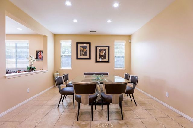6877 Thistle Street, Eastvale, CA 92880