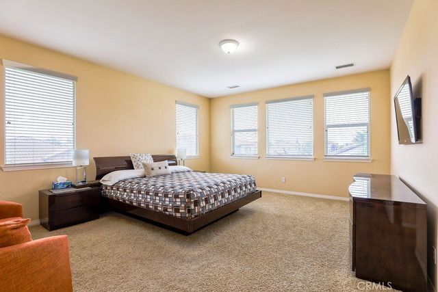 6877 Thistle Street, Eastvale, CA 92880