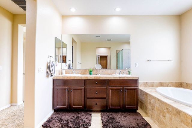 6877 Thistle Street, Eastvale, CA 92880