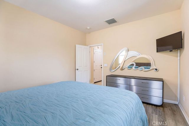 6877 Thistle Street, Eastvale, CA 92880