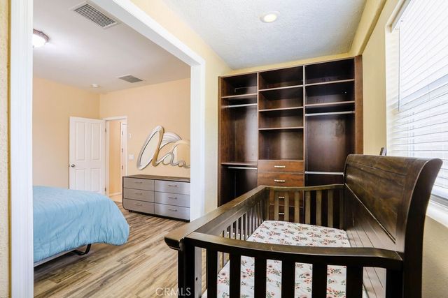 6877 Thistle Street, Eastvale, CA 92880