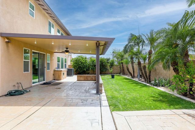 6877 Thistle Street, Eastvale, CA 92880