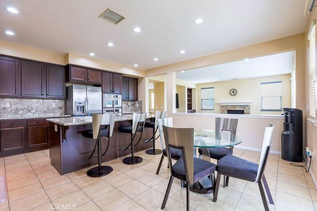 6877 Thistle Street, Eastvale, CA 92880
