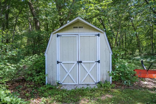 N5861 Woodland Hills Road, New Lisbon, WI 53950
