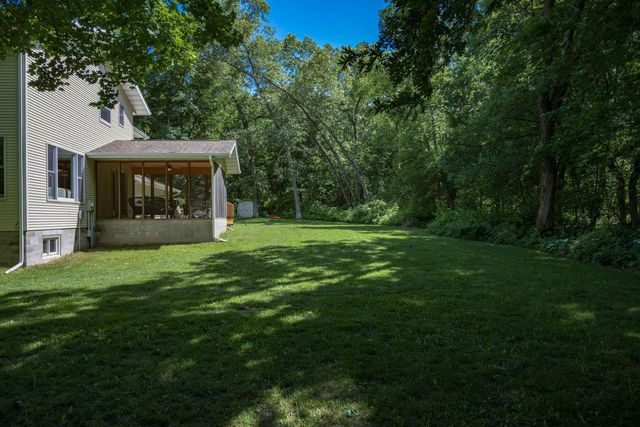 N5861 Woodland Hills Road, New Lisbon, WI 53950