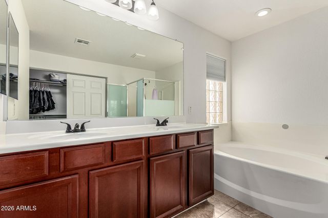 25541 W WINSLOW Avenue, Buckeye, AZ 85326