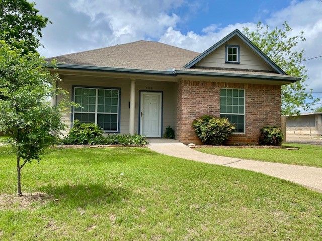 1008 N 14th Street, Waco, TX 76707