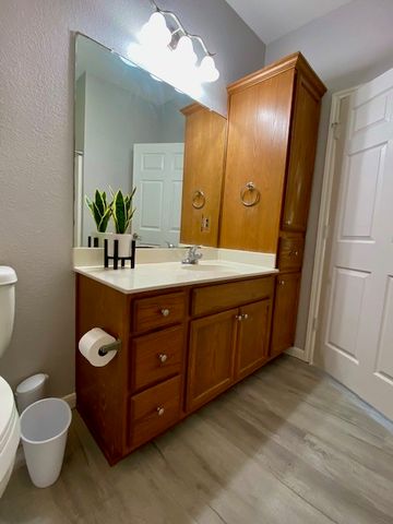 1008 N 14th Street, Waco, TX 76707