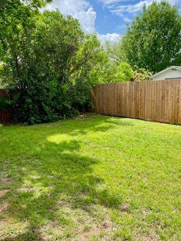 1008 N 14th Street, Waco, TX 76707