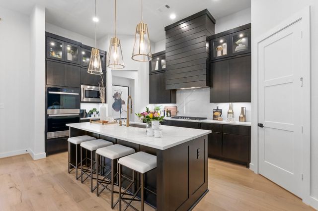 407 Arctic Warbler Court, Magnolia, TX 77354