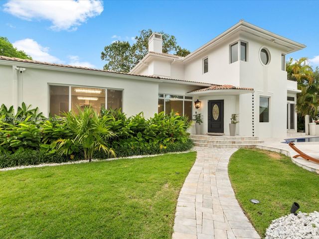 825 SW 23rd Rd 1, Miami, FL 33129
