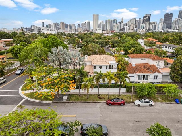 825 SW 23rd Rd 1, Miami, FL 33129