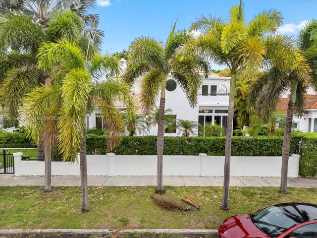 825 SW 23rd Rd 1, Miami, FL 33129