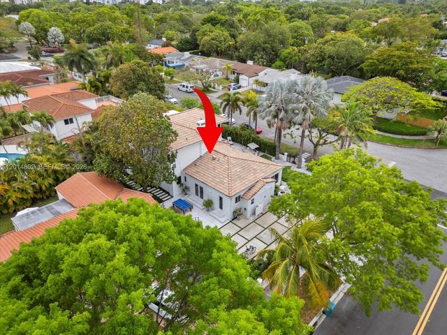825 SW 23rd Rd 1, Miami, FL 33129