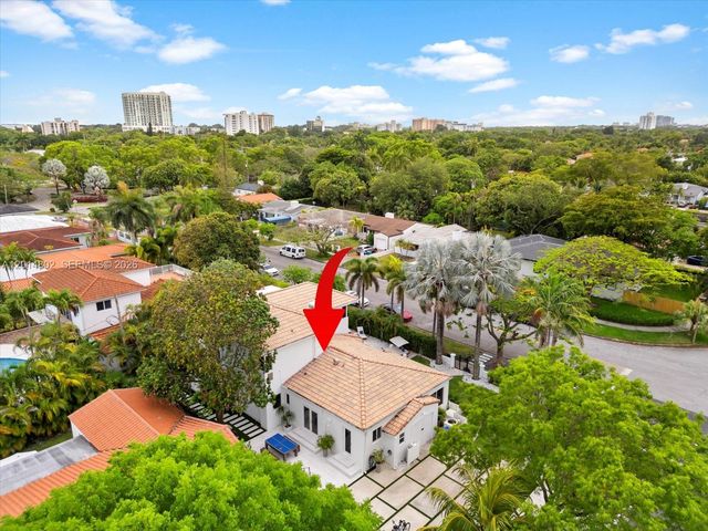 825 SW 23rd Rd 1, Miami, FL 33129