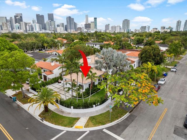 825 SW 23rd Rd 1, Miami, FL 33129