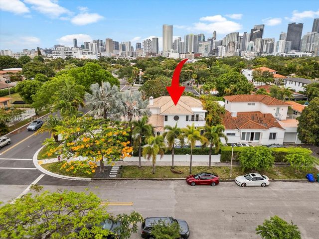 825 SW 23rd Rd 1, Miami, FL 33129