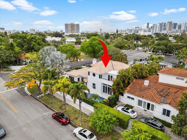 825 SW 23rd Rd 1, Miami, FL 33129