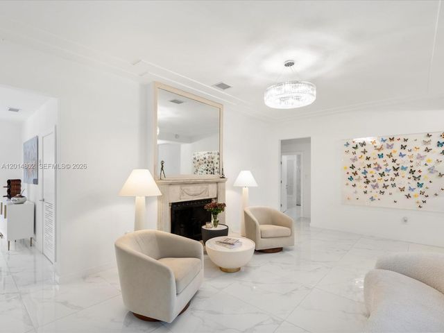 825 SW 23rd Rd 1, Miami, FL 33129