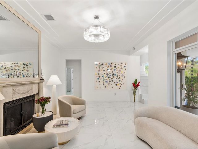 825 SW 23rd Rd 1, Miami, FL 33129