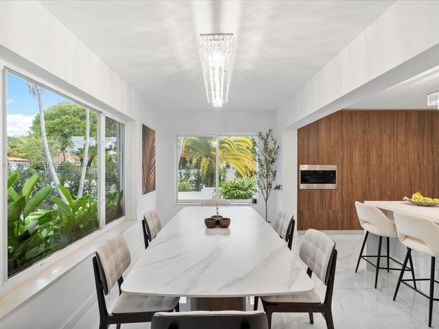 825 SW 23rd Rd 1, Miami, FL 33129