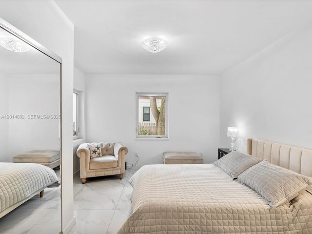 825 SW 23rd Rd 1, Miami, FL 33129