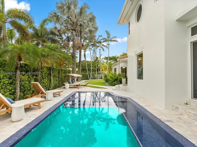 825 SW 23rd Rd 1, Miami, FL 33129