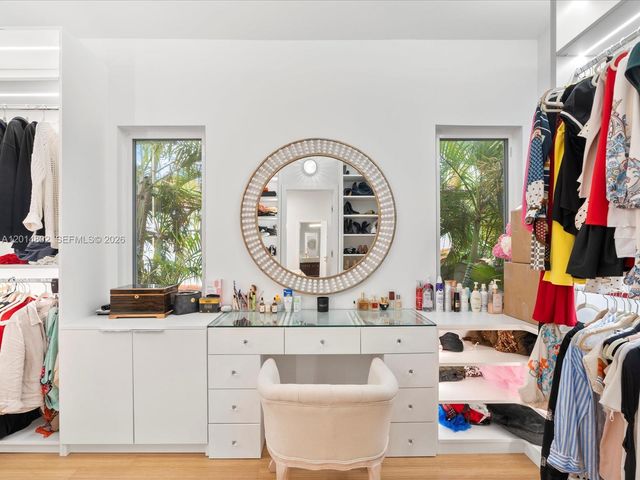 825 SW 23rd Rd 1, Miami, FL 33129