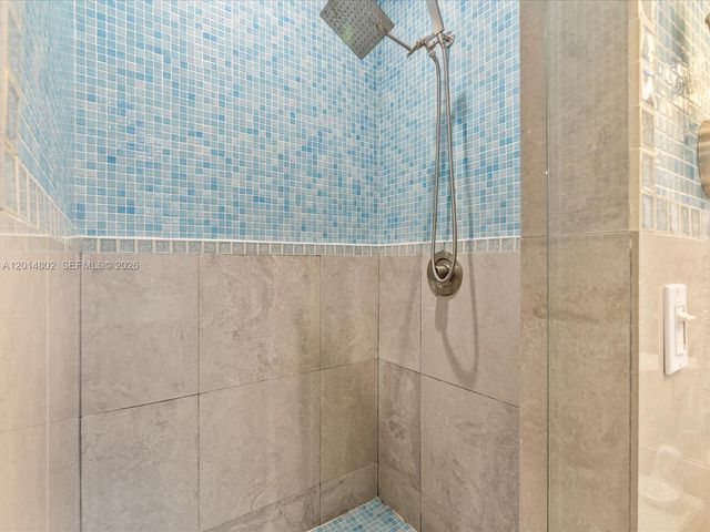 825 SW 23rd Rd 1, Miami, FL 33129