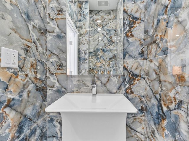 21301 NE 38th Avenue 58, Aventura, FL 33180
