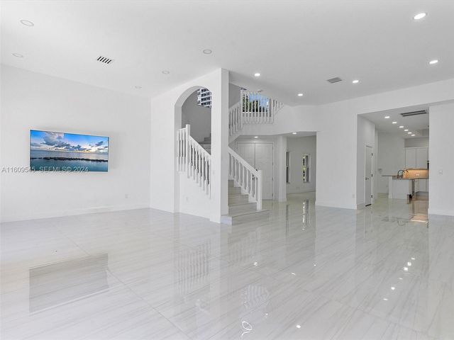 21301 NE 38th Avenue 58, Aventura, FL 33180