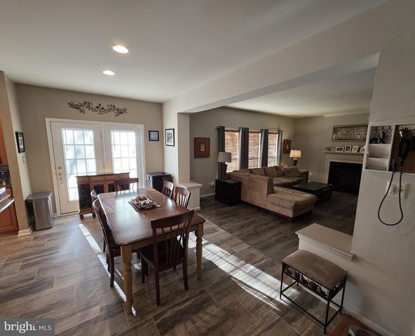 5672 CARIBBEAN CT, Haymarket, VA 20169