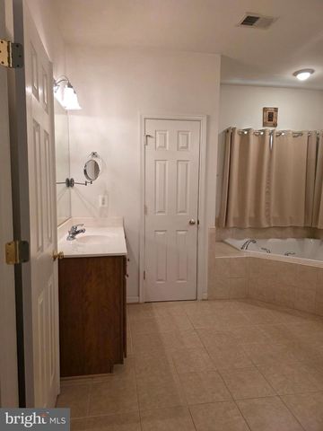 5672 CARIBBEAN CT, Haymarket, VA 20169