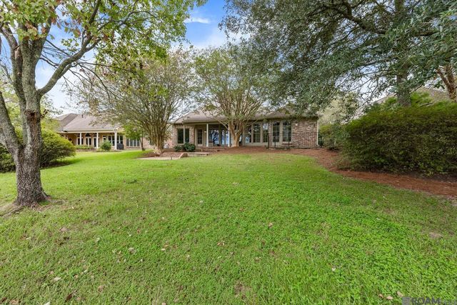 18312 Green Lakes Ct, Baton Rouge, LA 70810