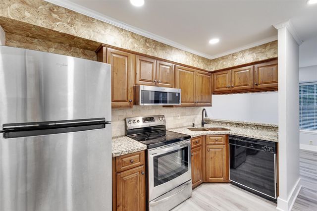 2501 Marilee Lane 4, Houston, TX 77057