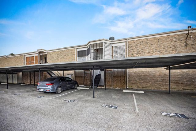 2501 Marilee Lane 4, Houston, TX 77057