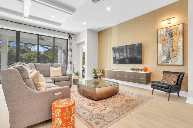 4218 Mendel Lane, Palm Beach Gardens, FL 33418