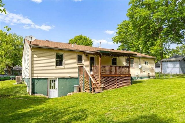 1807 Seneca Street, Leavenworth, KS 66048
