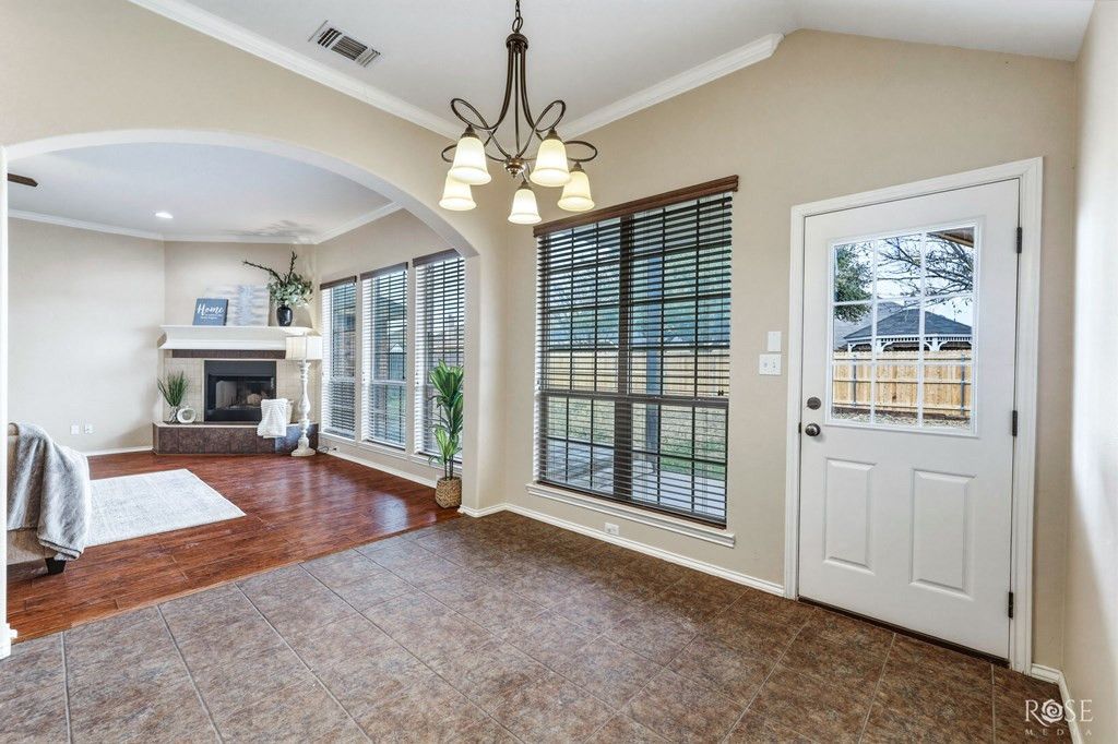 Image 12 of property listing at 3914 Blair Lane, San Angelo, TX 76904