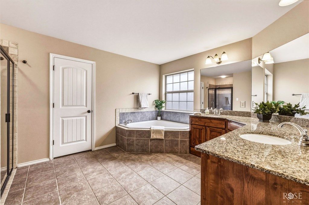 Image 18 of property listing at 3914 Blair Lane, San Angelo, TX 76904