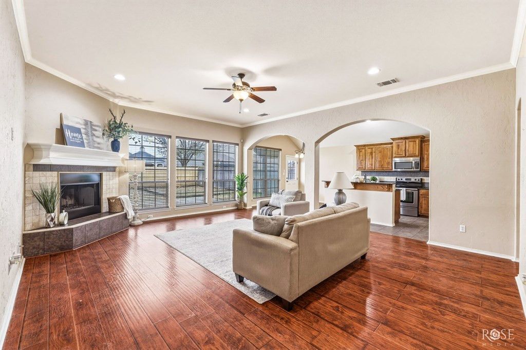 Image 8 of property listing at 3914 Blair Lane, San Angelo, TX 76904