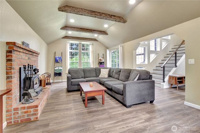 25431 Mountain Drive, Arlington, WA 98223