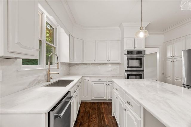 1803 Waterford Place, Dalton, GA 30720