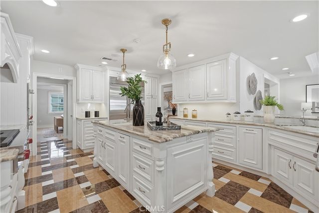 912 Winston, San Marino, CA 91108