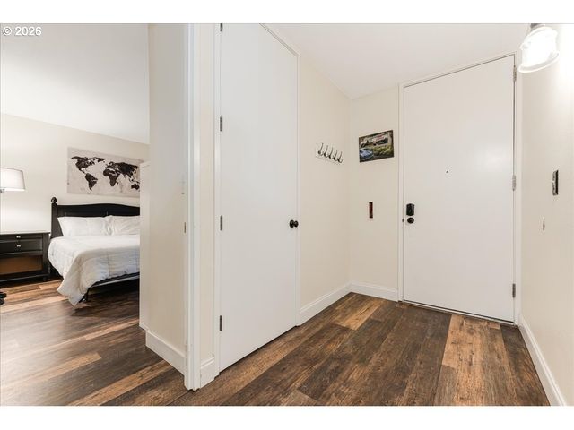 668 MCVEY Ave 12, Lake Oswego, OR 97034