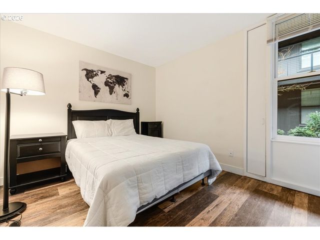 668 MCVEY Ave 12, Lake Oswego, OR 97034