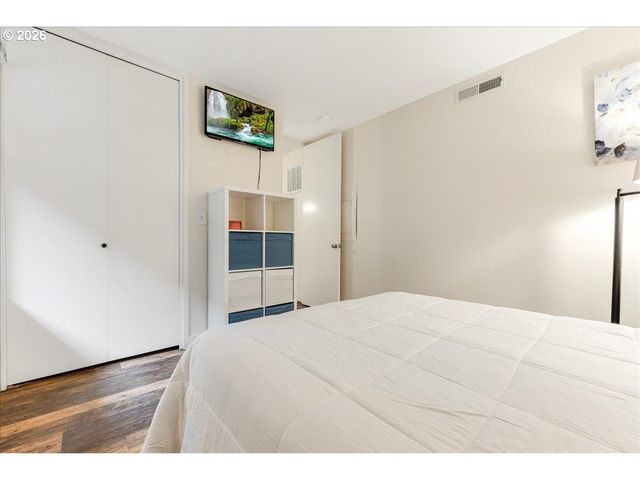 668 MCVEY Ave 12, Lake Oswego, OR 97034