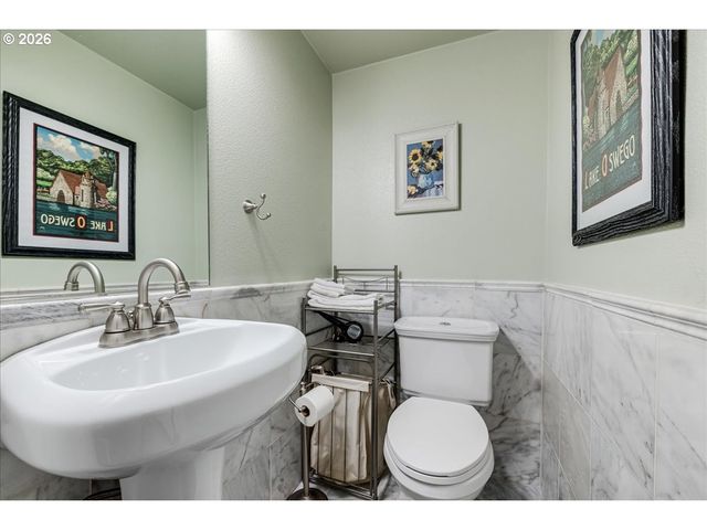 668 MCVEY Ave 12, Lake Oswego, OR 97034